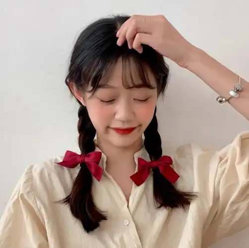 低双马尾怎么扎好看