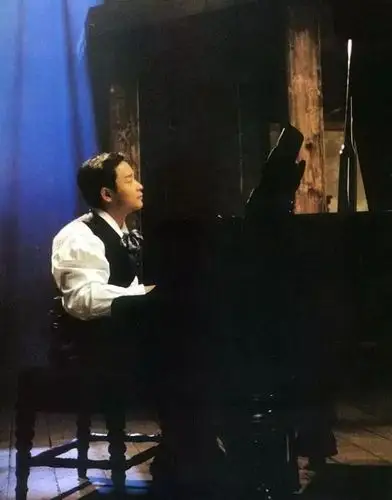 张国荣夜半歌声钢琴演奏版重温哥哥的经典