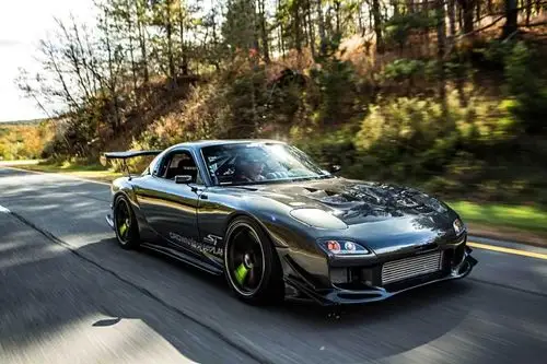 一台让人印象深刻的马自达rx-7