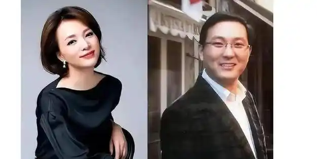 50岁董卿现身逛早市,衣着朴素无人识,13岁儿子身高1米5长相普通