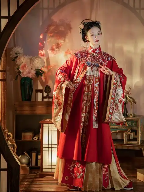 今时月 长安 小万姑娘绣花凤尾云肩明制立领对襟长袄汉服婚服春秋