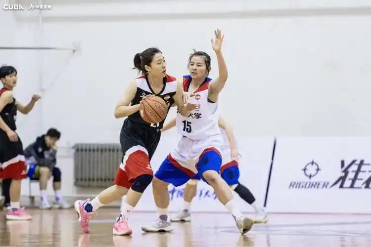 入账,其中有5名球员得分上双,15号朱睿拿到21分,13号王思文拿到14分,6