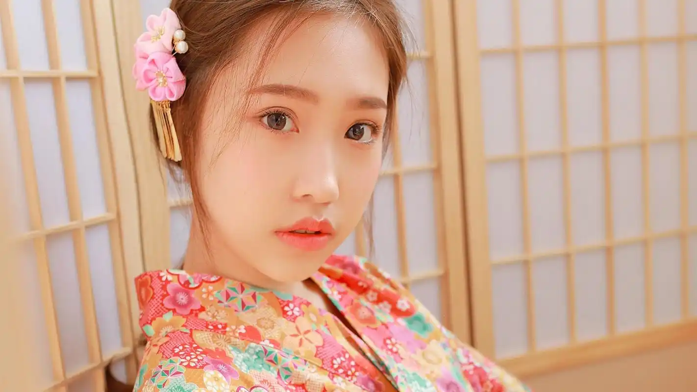美丽的日本和服美女小清新高清壁纸