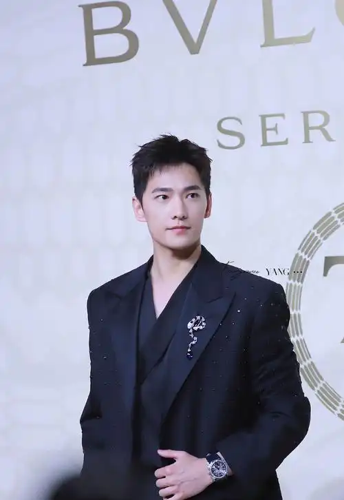 刘亦菲优雅,杨洋帅气,迪丽热巴造型师被吐嘈?舒淇大获全胜