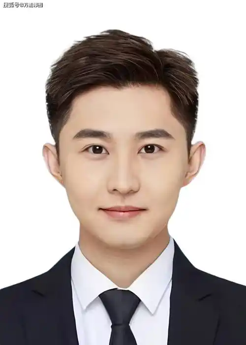 ai生成两寸白底证件照一键操作指南