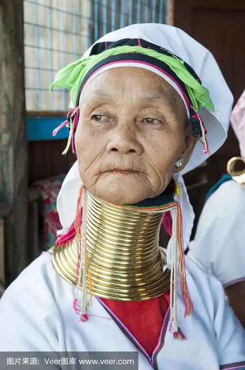 缅甸巴东长脖子妇女