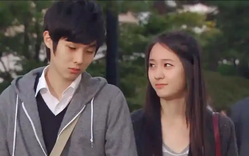 崔宇植客串郑秀晶男朋友 超清