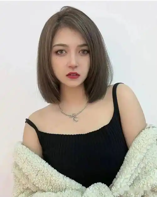 "盐系齐肩短发",爱住了!_中国_发型_形象