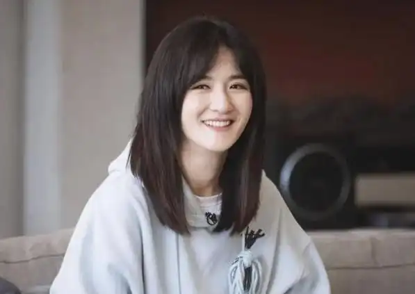 谢娜自曝二胎产后抑郁不要冷嘲热讽而要关心支持