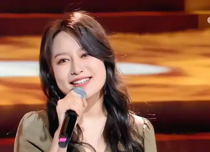 《星光大道》看似平静实际水平比较高来看看吧_李艳恰_选手_索朗次仁