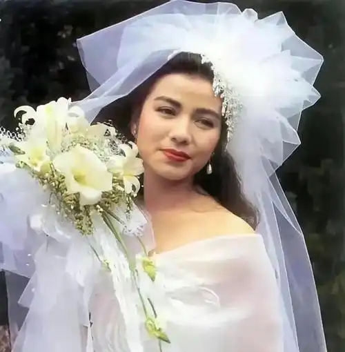 90年代港风女星的婚纱照各个美的有特色就算放到现在也不过时