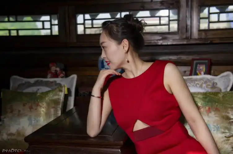 第一次偶然相逢模特苗苗