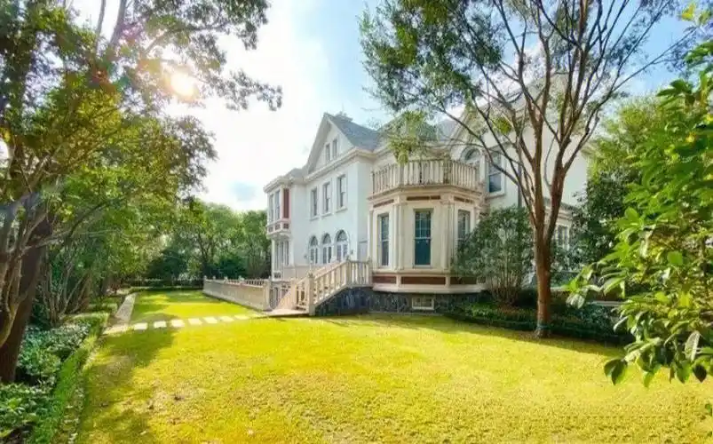 浦东东郊独栋别墅『东郊花园』480.74㎡低密花园别墅 售6000万.