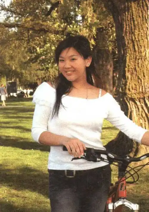 郑欣宜又被质疑身材!曾因太胖被投诉,也曾减成"神话",她怎么放弃了?