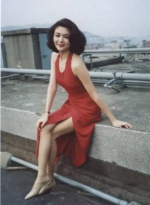 关之琳高尔夫球事件真相大白,李嘉欣前男友都爆了哪些料?