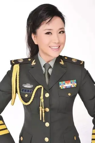 总政萨日娜演唱的草原歌曲mv《永远的马头琴》,歌声动人画面太优美