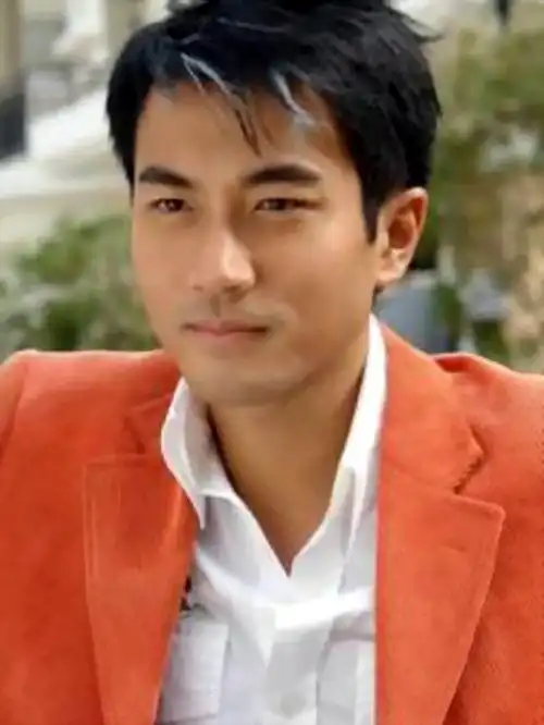 翻一翻刘恺威在tvb时期的照片与如今对比似乎判若两人.