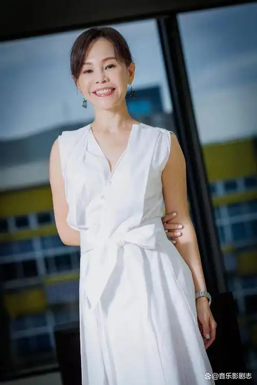 彭佳慧难忘假唱对嘴经历,对演唱会票房有压力!