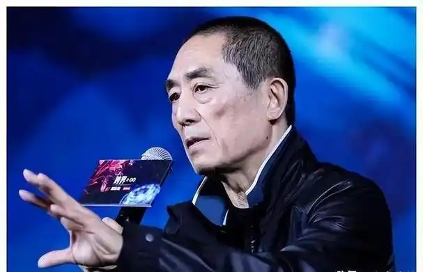 越低调越出人意料看看73岁张艺谋的资产才知什么叫人生