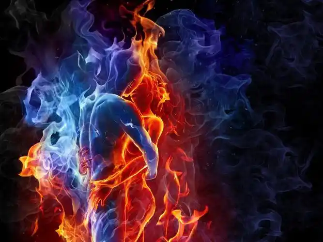 抱在一起的火焰情侣形象