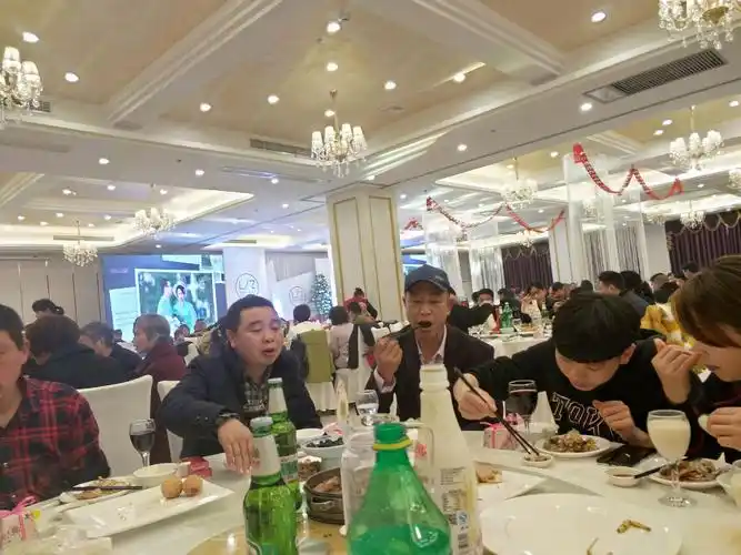 话不多说,吃饭要紧