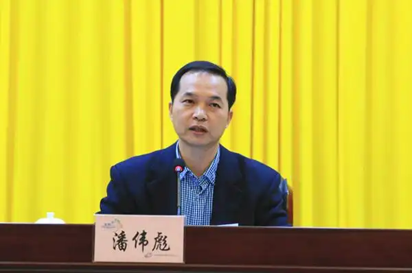 东莞卫计局副局长辞职下海赴民营医院当院长