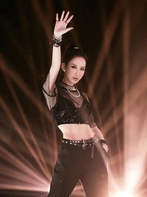 coco马文果照片李玟coco李玟康超摩托车广告coco李玟照片coco李玟图片