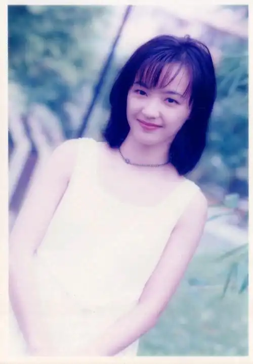 chan) /i>,1965年7月28日出生于香港,中国香港女歌手