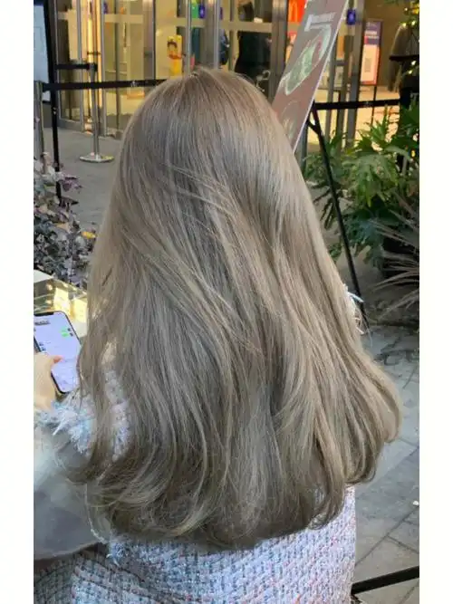 2022秋冬发色分享炒鸡好看的灰棕色系