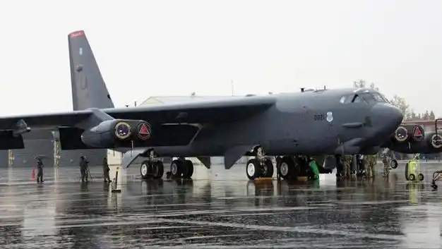 美国不担忧,另外7台可继续维持飞行|美军|b-52|战略轰炸机_网易订阅