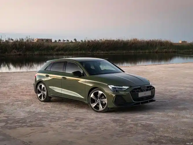 新款国产奥迪a3谍照曝光!采用全新前脸 车尾,车身轴距再次加长