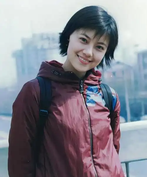 大学时期的高圆圆