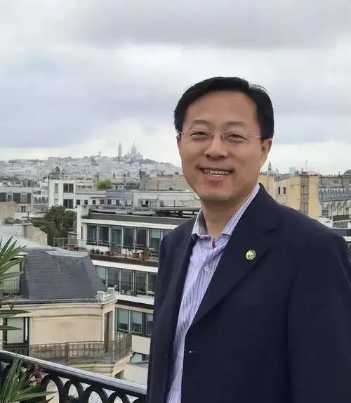 赵立坚离任外交发言人接新职后首次公开亮相熟悉的笑颜重现