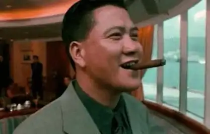 万梓良悲惨的一生被父母抛弃给前妻养娃如今患病苍老认不出