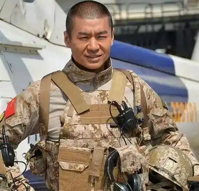 军人_吴京_张译