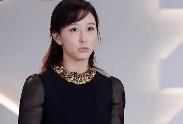 《姐姐2》姐姐谈人生高光,周笔畅太霸气,胡静一开口不愧是豪门