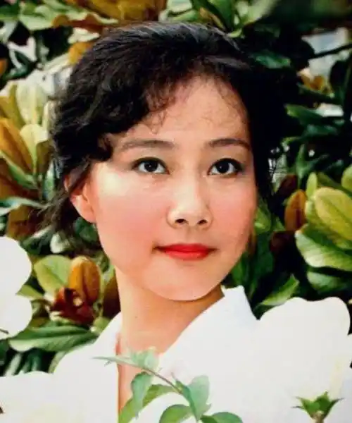 从《渴望》到《囧妈》,黄梅莹一波三折,与丈夫恋爱携手39年_因为_时候