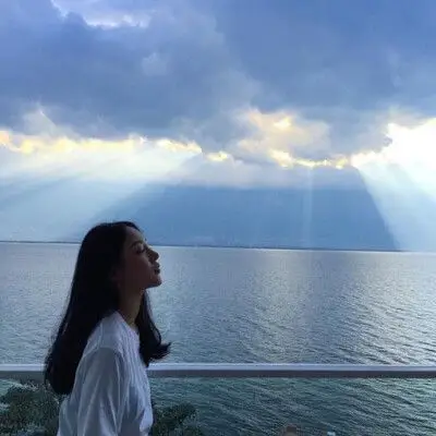 侧面头像][小清新头像][唯美头像][森系头像][气质头像][意境头像][白