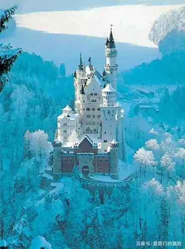 现代人的造城堡"之父"—德国黑天鹅城堡