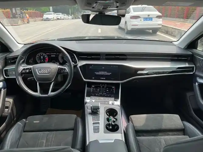 奥迪a6(进口) 2021款 avant 先锋派 45 tf - 抖音