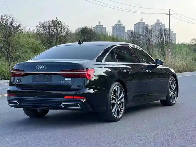 2020月奥迪a6l,55tfsi quattro尊享动感型,3.0t带48v轻