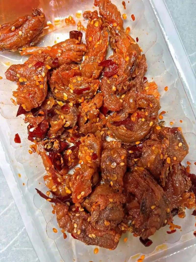 周黑鸭.周黑鸭#中国卤味周黑鸭,#周黑鸭抖音团购,#周黑鸭9 - 抖音