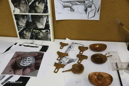 雕琢钢铁 探访威力纳尔汽车文化艺术改装工厂