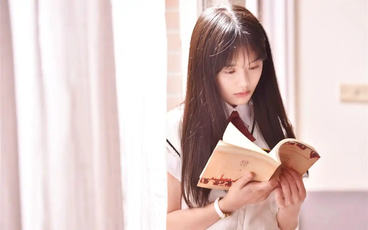 黄灿灿《半熟少女》剧照桌面壁纸,黄灿灿主演的电视剧半熟少女剧照