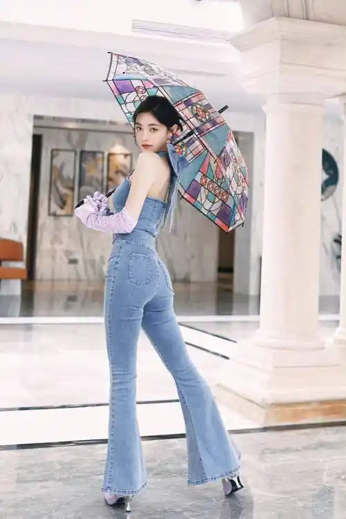 许佳琪蝴蝶结牛仔连体裤优雅写真_大气_少女_白色