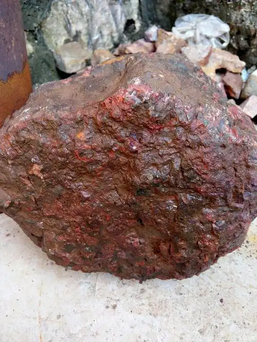 百年难得一见车友们最新发掘出来的玉溪华宁红玛瑙原石