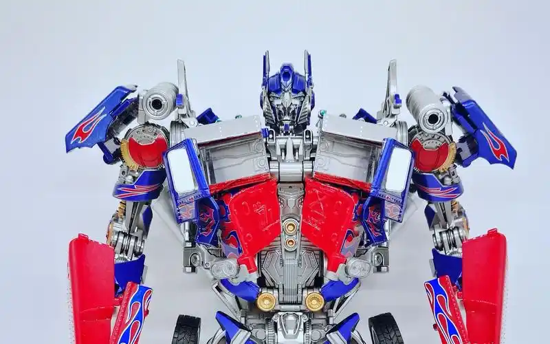 慧学信的玩具分享变形金刚黑曼巴放大版mpm04擎天柱