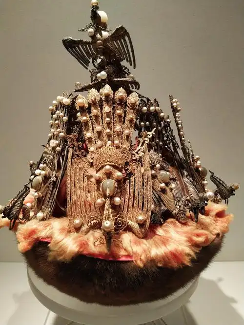 清代皇后的冬季朝冠