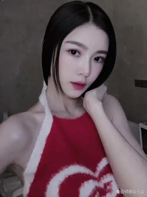 2月2日,杜淳娇妻王灿在个人社交平台分享了一段变妆的vlog,她还发文