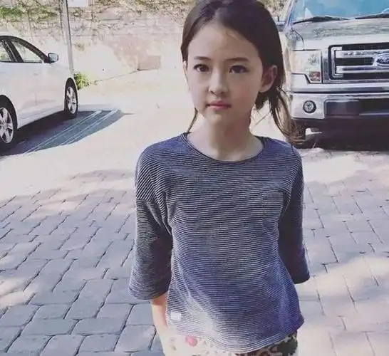 8岁女童来月经,是不是早熟?警惕三个信号